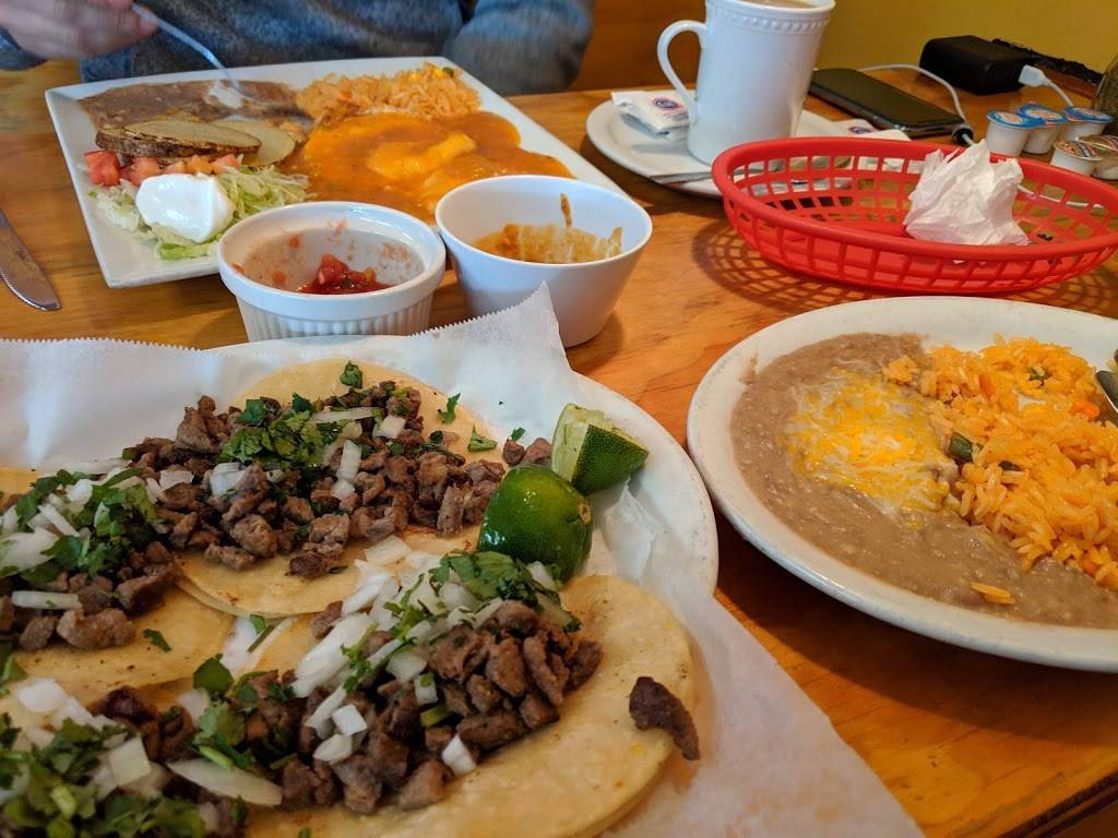 El Valle Mexican Restaurant | restaurant | 2925 W 38th Ave, Denver, CO 80211, USA | 3039756456 OR +1 303-975-6456