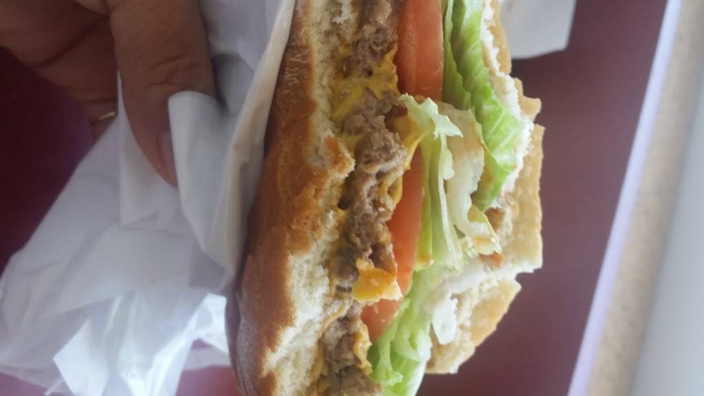 Jack in the Box | restaurant | 6010 W Davis St, Dallas, TX 75211, USA | 2143394834 OR +1 214-339-4834