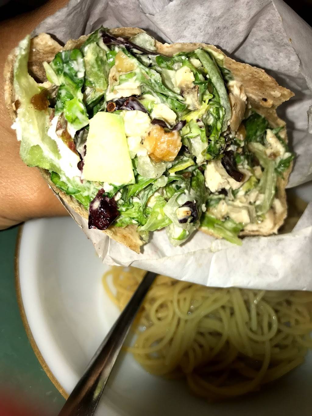 Simply Salad | restaurant | 11726 San Vicente Blvd #150, Los Angeles, CA 90049, USA | 4248327229 OR +1 424-832-7229