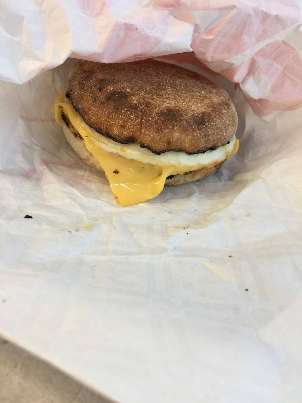 Dunkin | bakery | 850 N Green River Rd, Evansville, IN 47715, USA | 8123035797 OR +1 812-303-5797