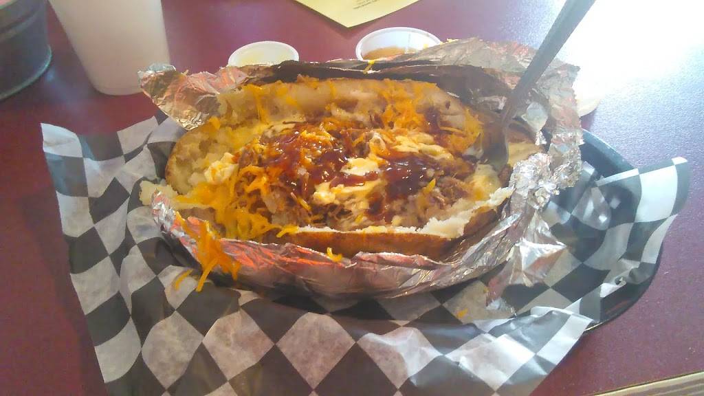 The Potato House | restaurant | 204 Connally St, Sulphur Springs, TX 75482, USA | 9032437225 OR +1 903-243-7225