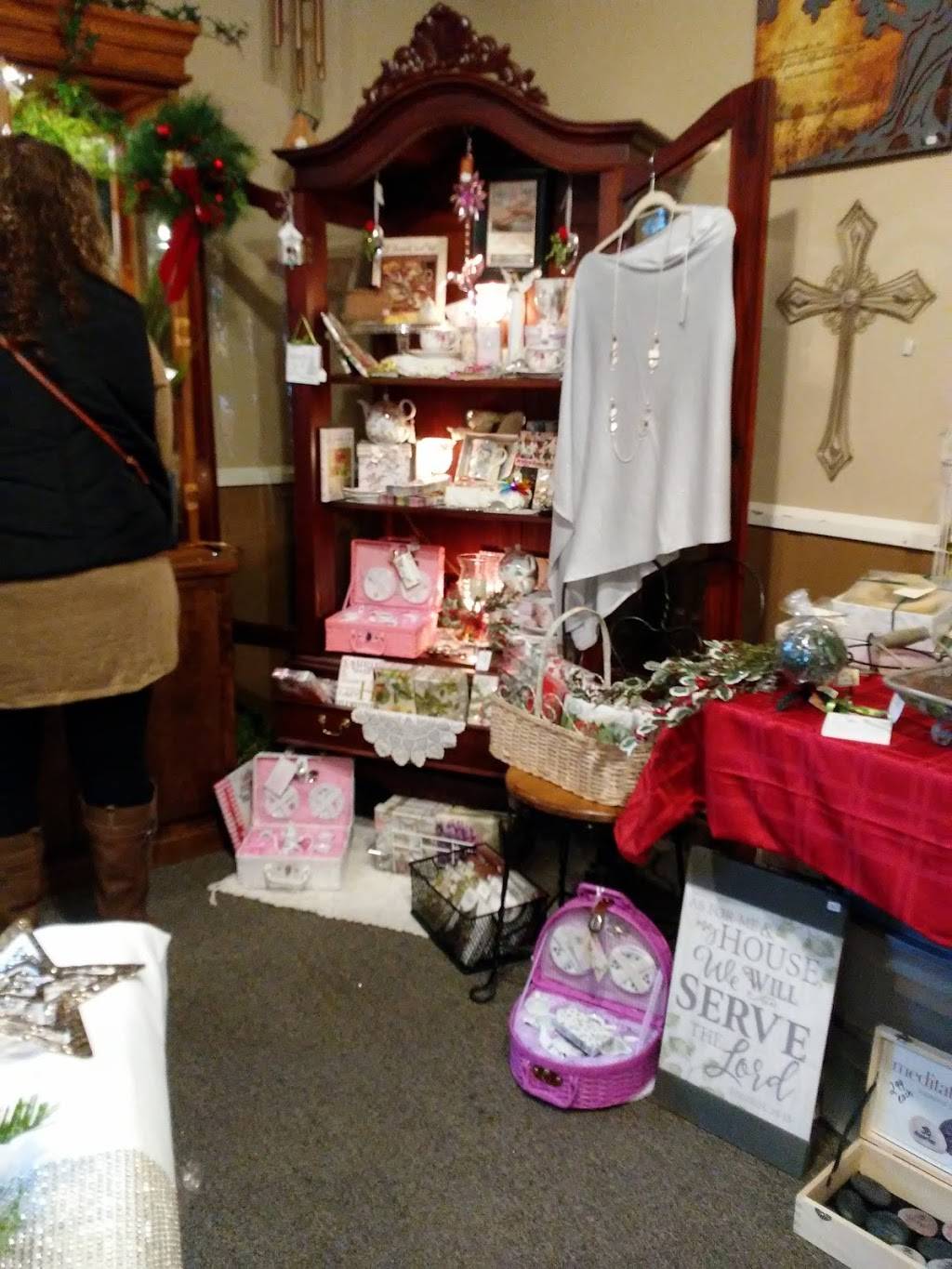 Touches from the Heart | restaurant | 136 S Main St, Glandorf, OH 45848, USA | 4195386666 OR +1 419-538-6666