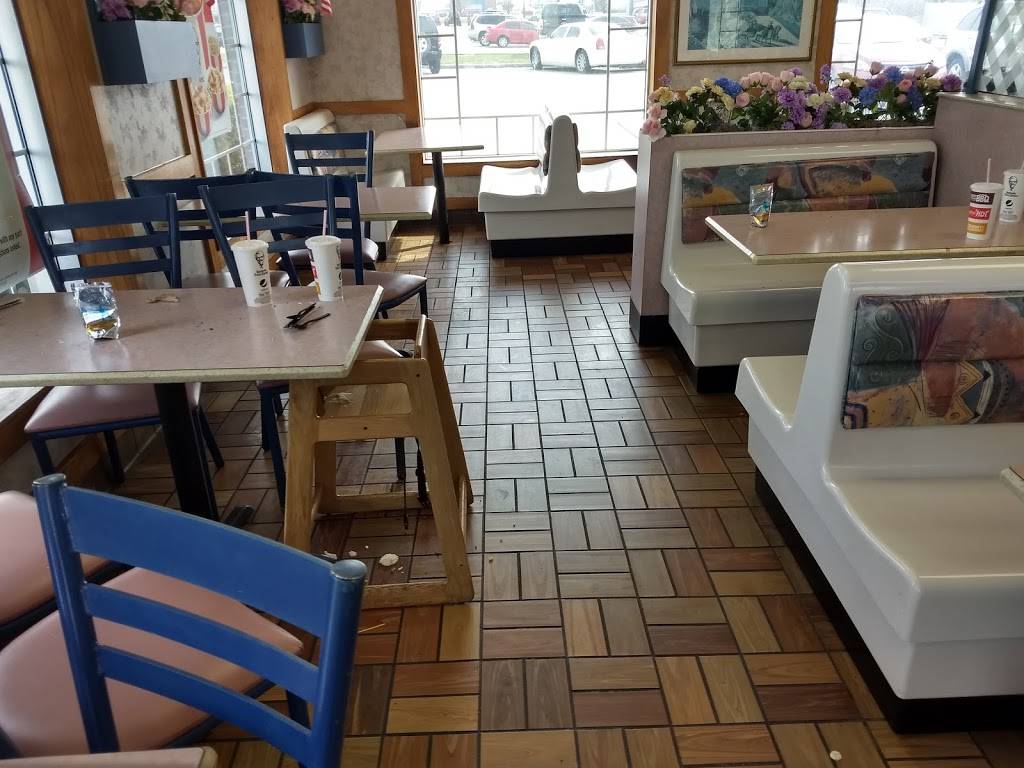 KFC | restaurant | 1425 James Ave, Bedford, IN 47421, USA | 8122794777 OR +1 812-279-4777