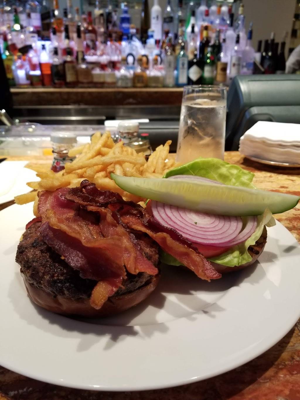 SOUTHGATE Bar & Restaurant | restaurant | 154 Central Park S, New York, NY 10019, USA | 2124845120 OR +1 212-484-5120