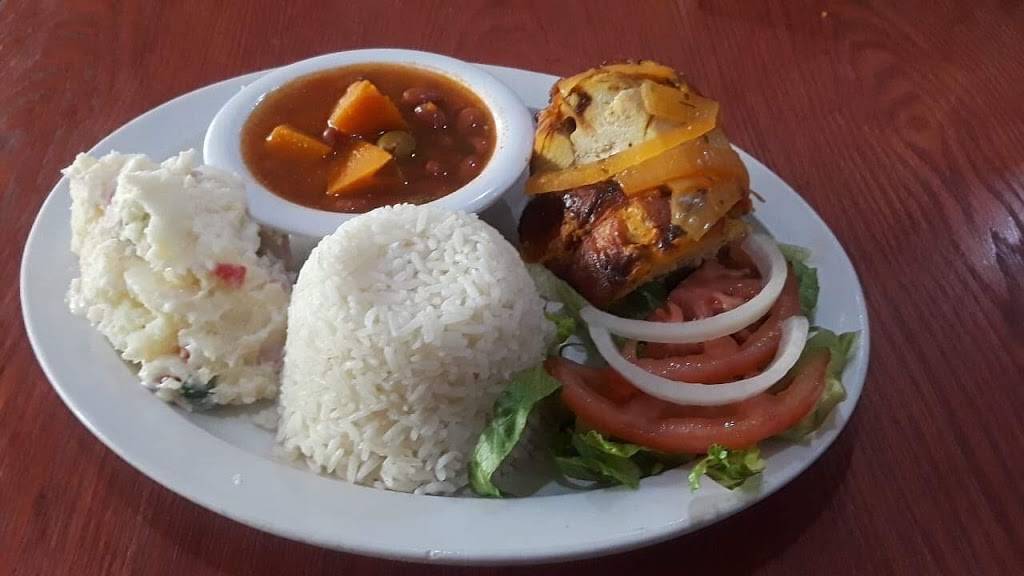 Puerto Rico Restaurant | restaurant | 6611 University Ave, Windsor Heights, IA 50324, USA | 5152741690 OR +1 515-274-1690