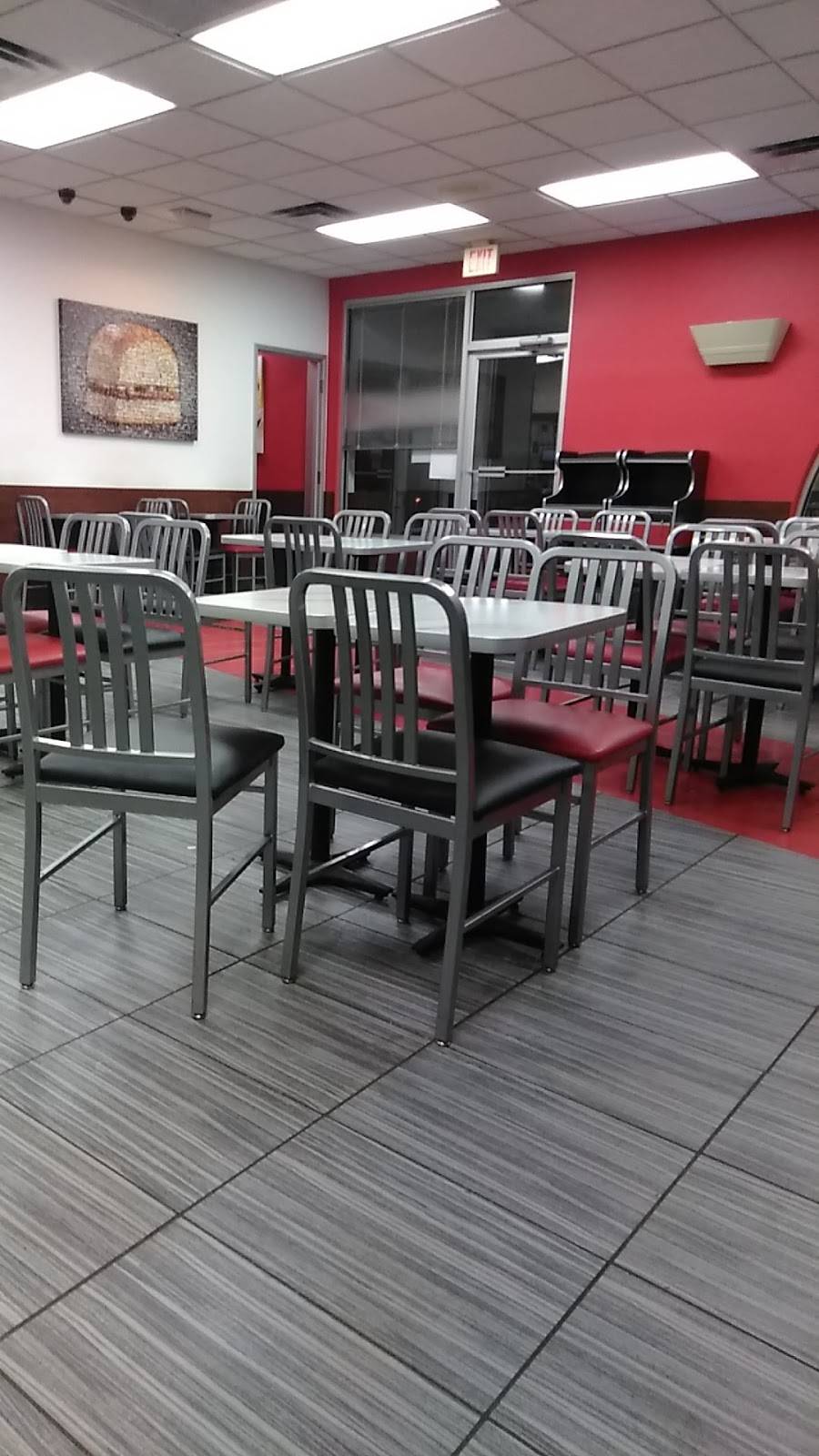 Krystal | meal takeaway | 7856 US-51 N, Millington, TN 38053, USA | 9018721500 OR +1 901-872-1500