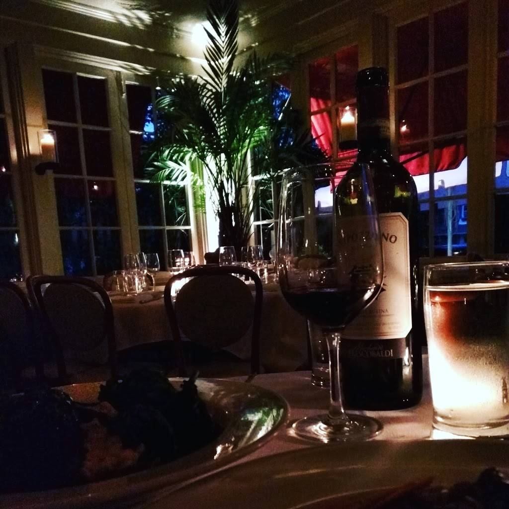 Red Bar Brasserie | restaurant | 210 NY-27A, Southampton, NY 11968, USA | 6312830704 OR +1 631-283-0704