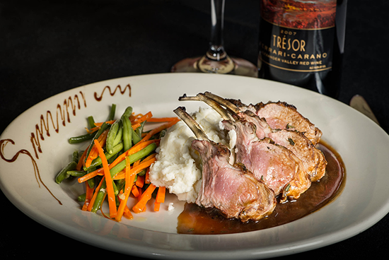 Signatures | restaurant | 29 Leavenworth St, Waterbury, CT 06702, USA | 2035751190 OR +1 203-575-1190