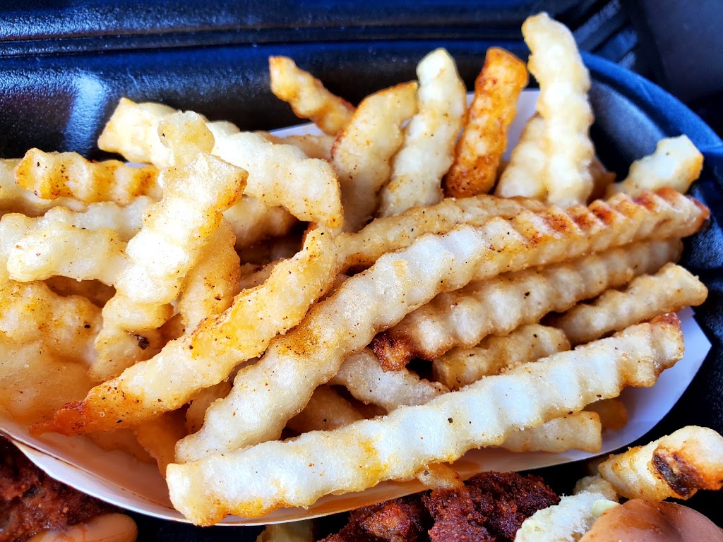 Daves Hot Chicken | restaurant | 3332 S Bristol St, Santa Ana, CA 92704, USA | 7144390755 OR +1 714-439-0755