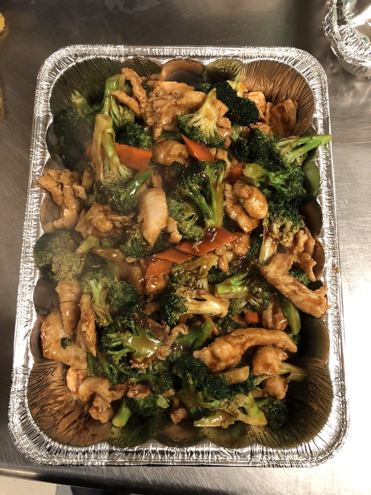 Great Wall Chinese Restaurant | restaurant | 280 Branford Rd, CT-80, North Branford, CT 06471, USA | 2034837848 OR +1 203-483-7848