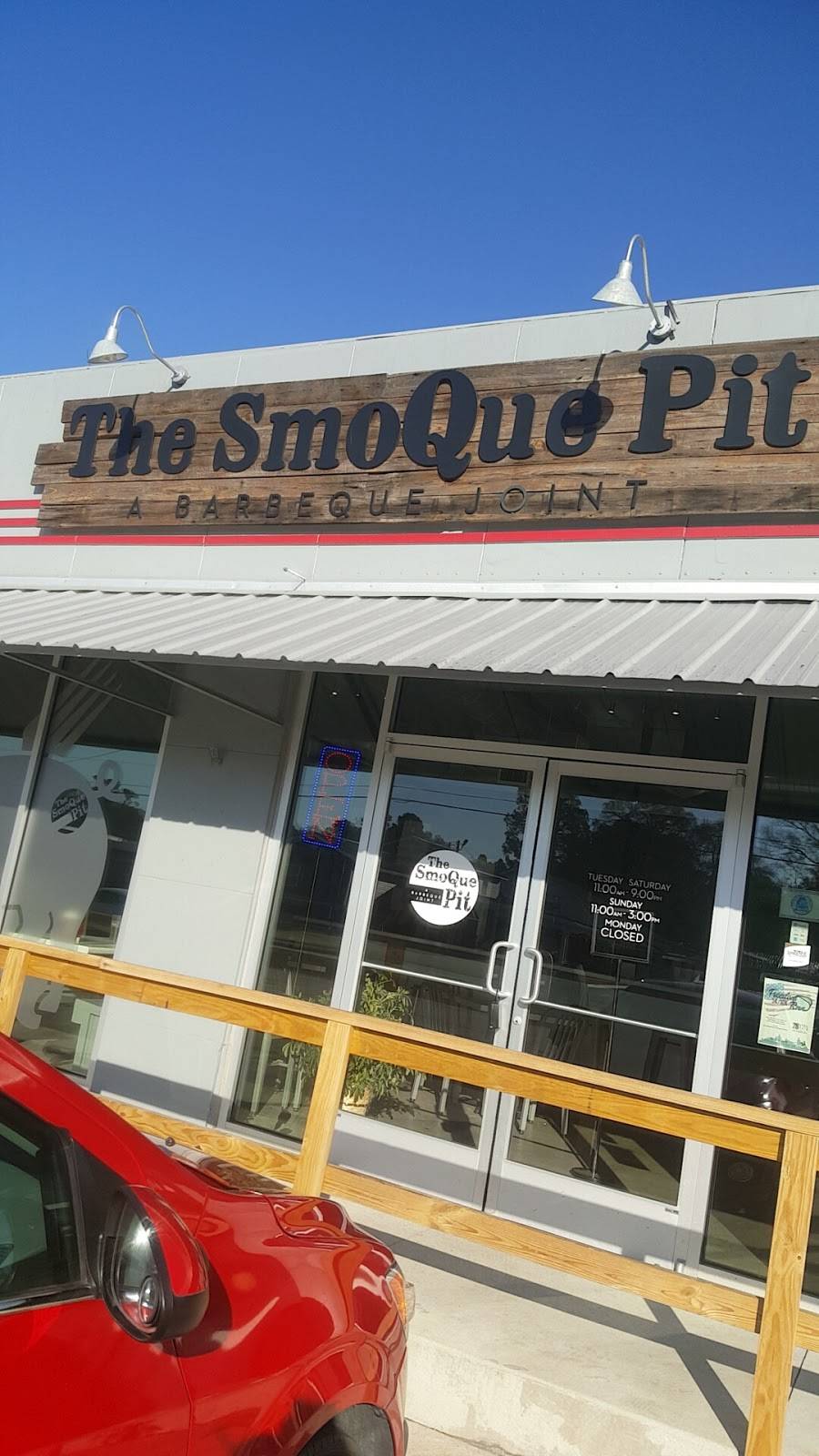 The SmoQue Pit | restaurant | 454 S Main St, Statesboro, GA 30458, USA | 9122599074 OR +1 912-259-9074