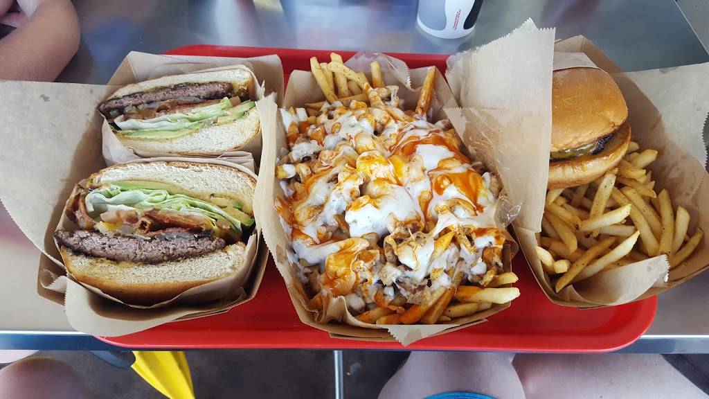 Funky Fries and Burgers | restaurant | 1480 Jamacha Road #203, El Cajon, CA 92019, USA | 6193285959 OR +1 619-328-5959