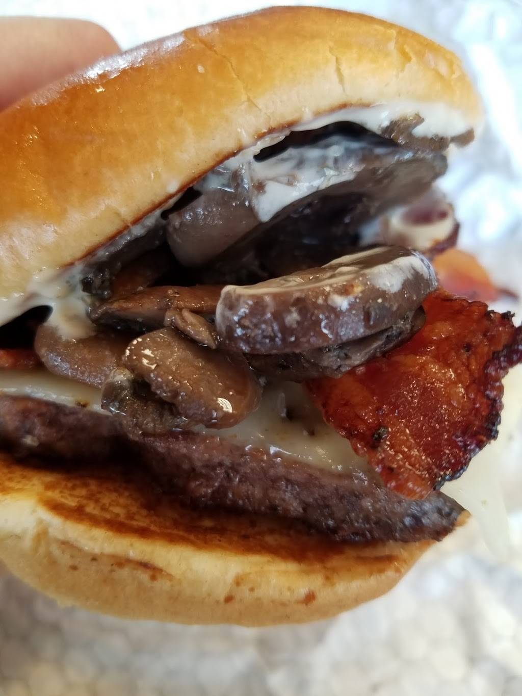 Wendys | restaurant | 5155 S Broadway, Englewood, CO 80113, USA | 3037950833 OR +1 303-795-0833