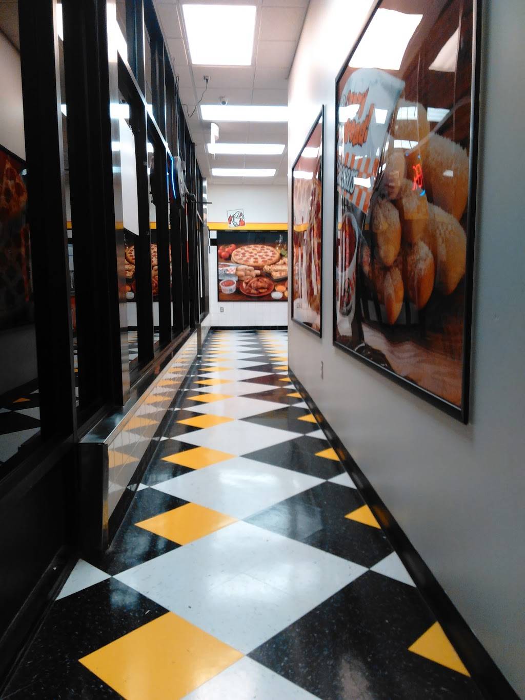 Little Caesars Pizza | meal takeaway | 1401 S, MO-7, Blue Springs, MO 64014, USA | 8162955441 OR +1 816-295-5441