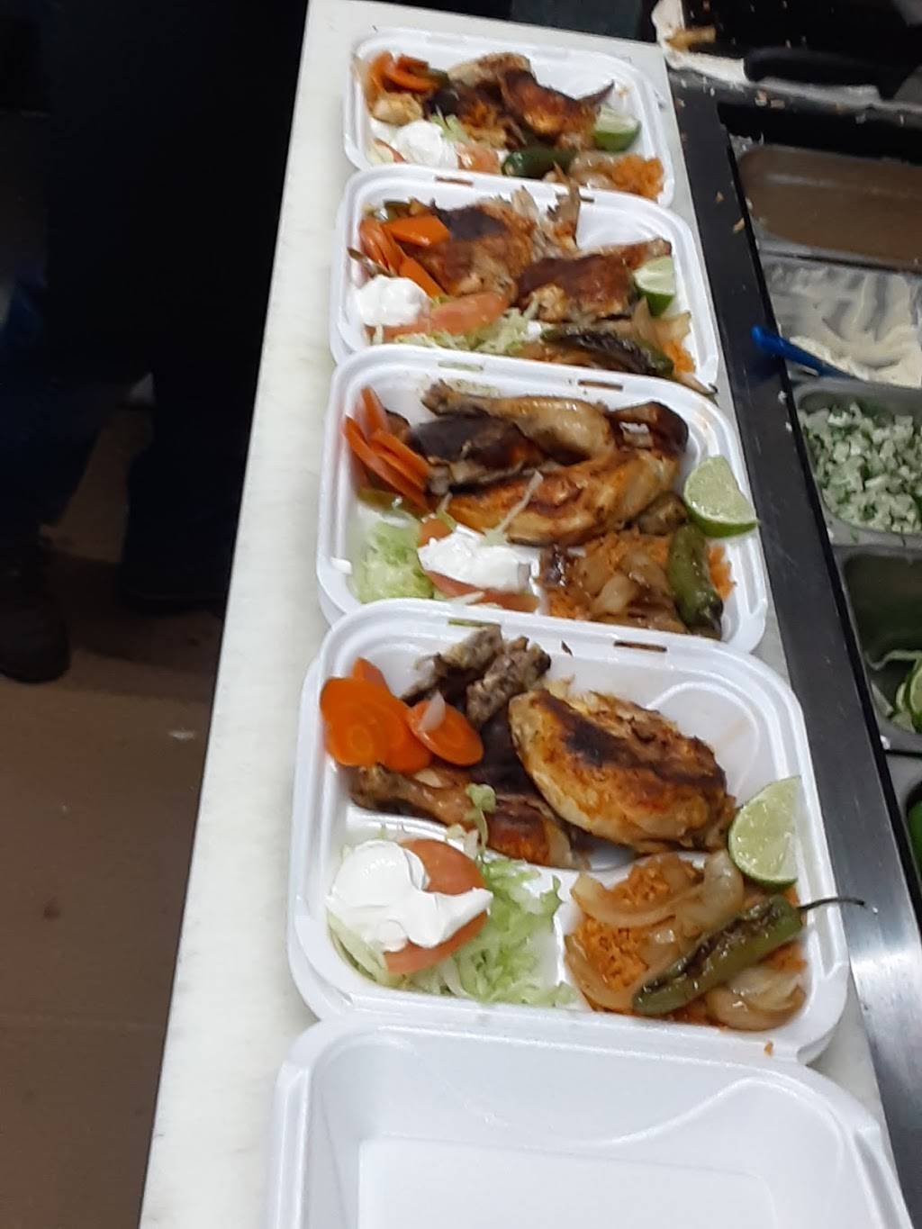 Taqueria Los Agaves | restaurant | 1102 S Rock Island Ave, El Reno, OK 73036, USA | 4058983162 OR +1 405-898-3162