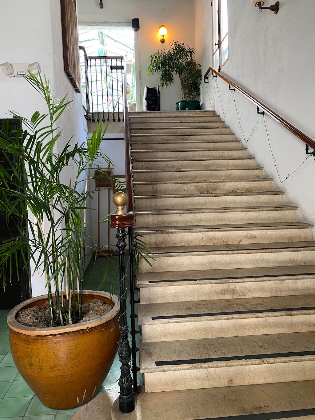 Le Colonial | restaurant | 20 Cosmo Pl, San Francisco, CA 94109, USA | 4159313600 OR +1 415-931-3600