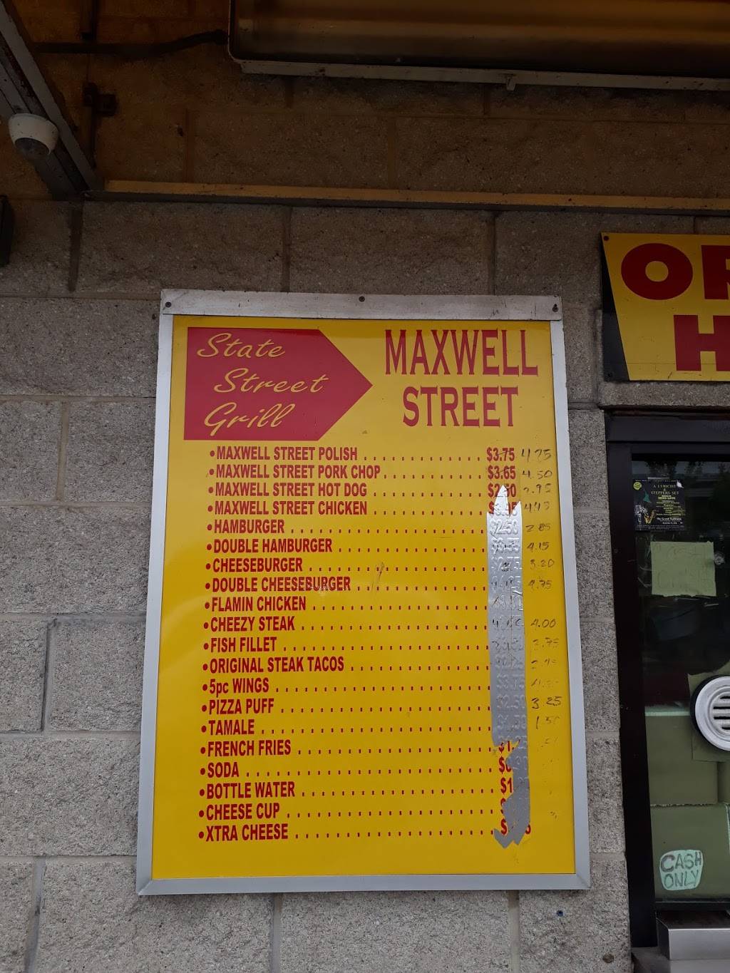 Maxwell Street Grill | restaurant | 7901 S South Chicago Ave, Chicago, IL 60617, USA | 7737683976 OR +1 773-768-3976