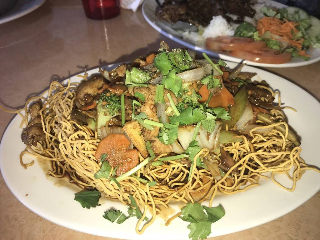 Khanhs Vietnamese Restaurant | restaurant | 6901 McCart Ave #200, Fort Worth, TX 76133, USA | 8177203200 OR +1 817-720-3200