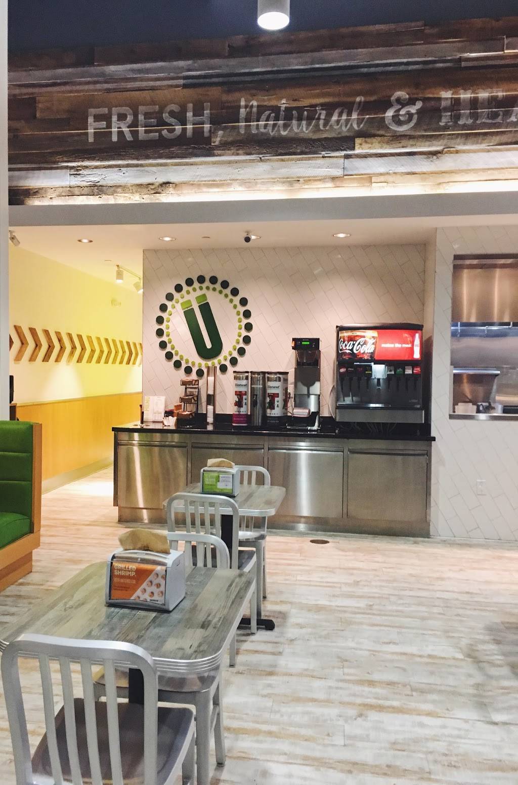 Überrito | restaurant | 7705 Westheimer Rd #300, Houston, TX 77063, USA | 7133345330 OR +1 713-334-5330