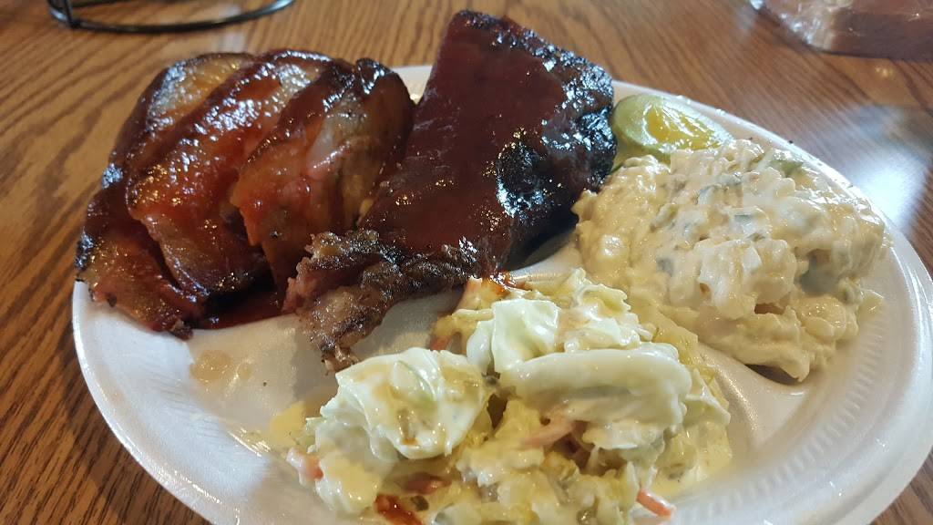 Bobs Smokehouse | restaurant | 5416 FM78, Kirby, TX 78219, USA | 2106614777 OR +1 210-661-4777