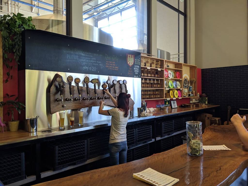 Live Oak Brewing Company | restaurant | 1615 Crozier Ln, Del Valle, TX 78617, USA | 5123852299 OR +1 512-385-2299