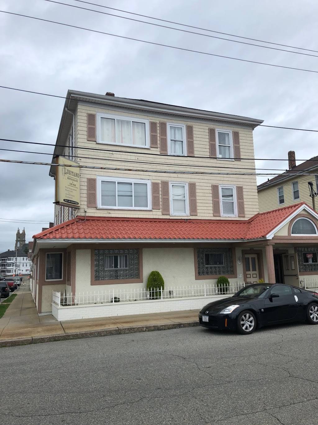 Lusitano Restaurant & Royal Gardens Banquet Facility | restaurant | 822 King Philip St, Fall River, MA 02724, USA | 5086729104 OR +1 508-672-9104