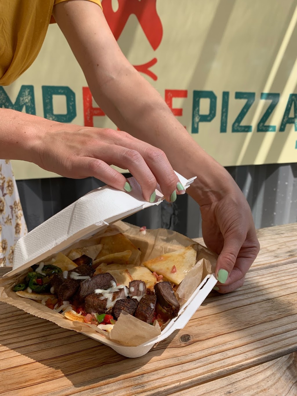 Camp Fire Pizza | restaurant | 401 W Huntington Ave, Jonesboro, AR 72401, USA | 8705864775 OR +1 870-586-4775