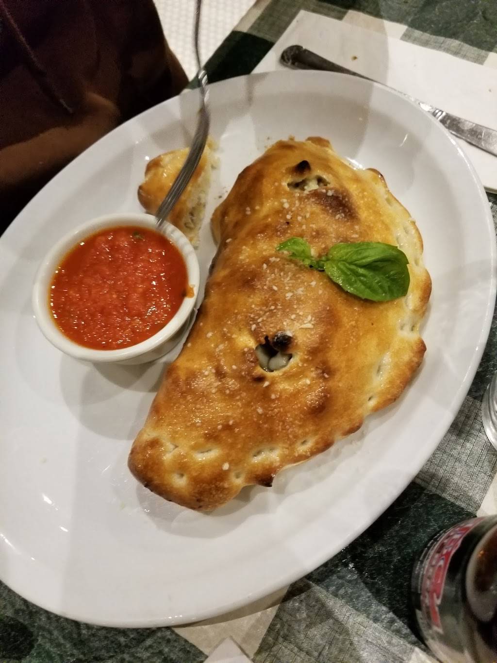 Johnnies New York Pizzeria | meal delivery | 5757 Wilshire Blvd #102, Los Angeles, CA 90036, USA | 3239044880 OR +1 323-904-4880