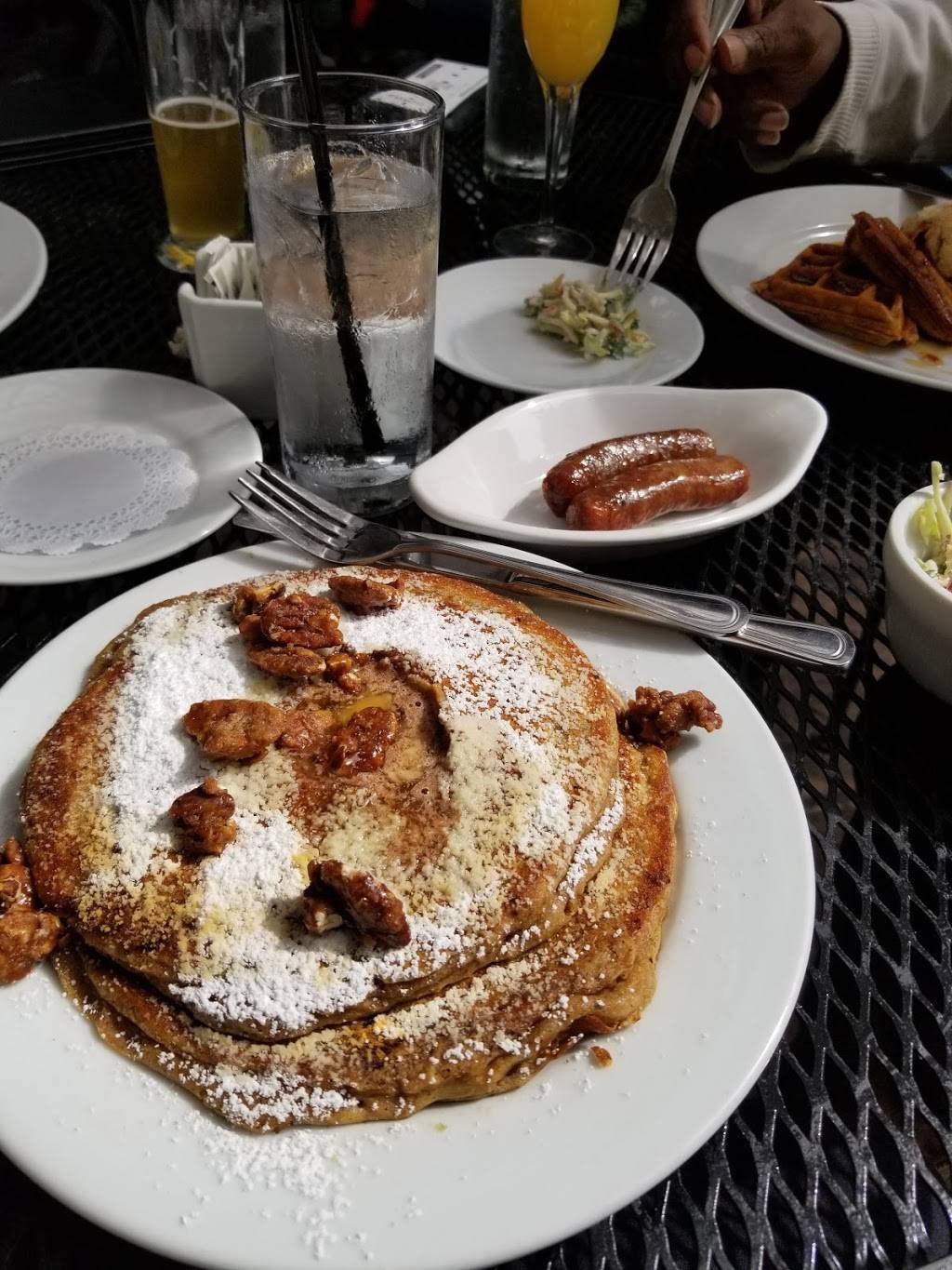 Elis Table | cafe | 129 Meeting St, Charleston, SC 29401, USA | 8434055115 OR +1 843-405-5115