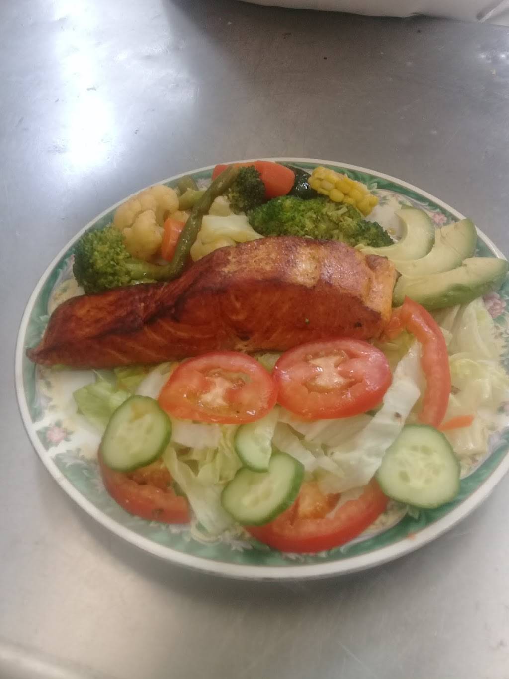 El Monte Sinai Bakery & Deli III | bakery | 435 Clinton St, Hempstead, NY 11550, USA | 5164810101 OR +1 516-481-0101