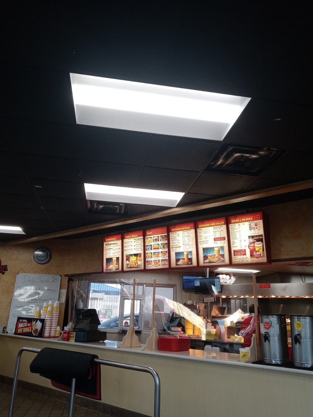 Chicken Express | restaurant | 3514 E Interstate Dr, Amarillo, TX 79106, USA | 8063429330 OR +1 806-342-9330