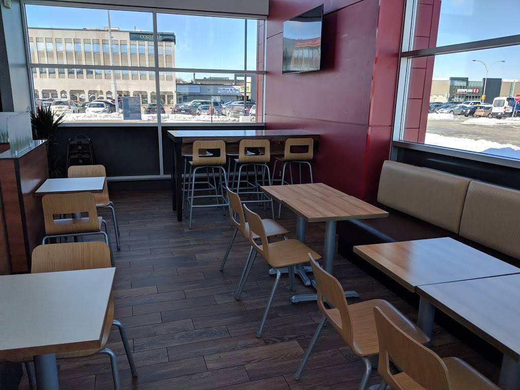 Wendys | restaurant | Place Portobello, 7200-7410 Boulevard Taschereau, Brossard, QC J4W 1M9, Canada | 4509238067 OR +1 450-923-8067