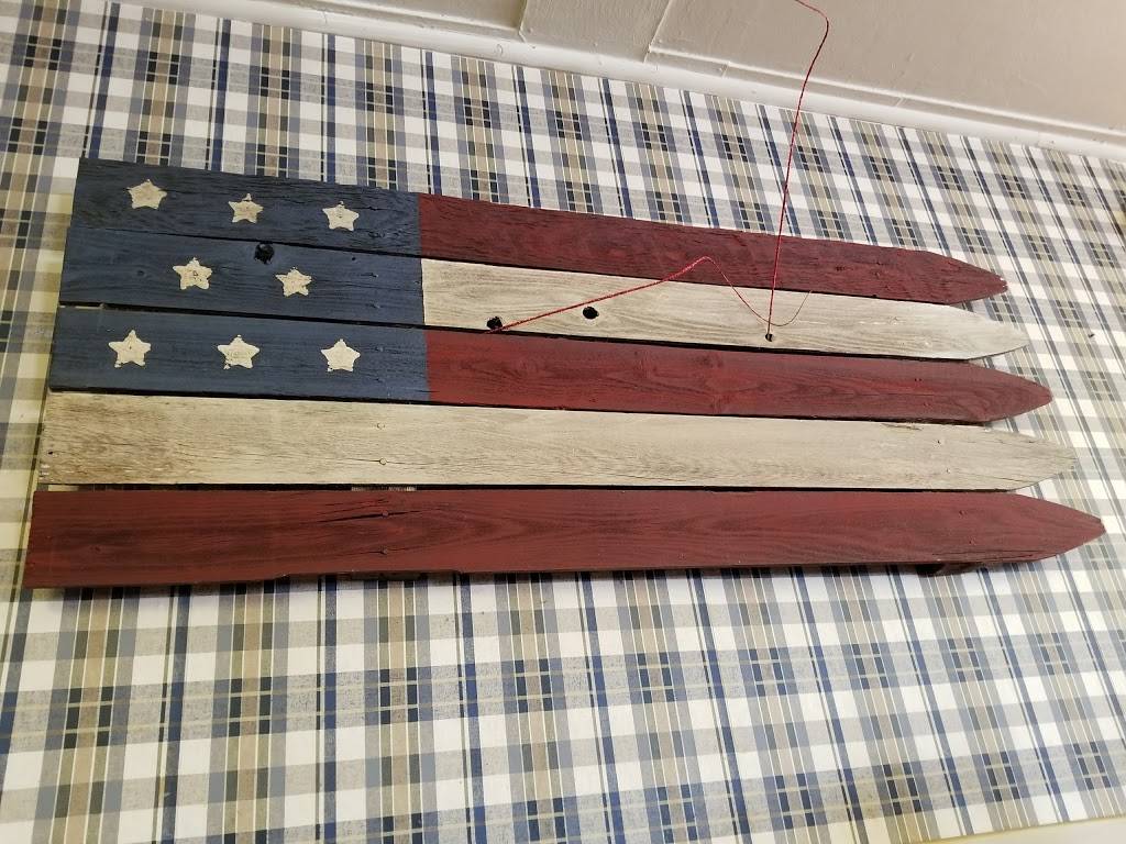 Ships Chow Hall | restaurant | 277 Bath Rd, Wiscasset, ME 04578, USA | 2078825530 OR +1 207-882-5530