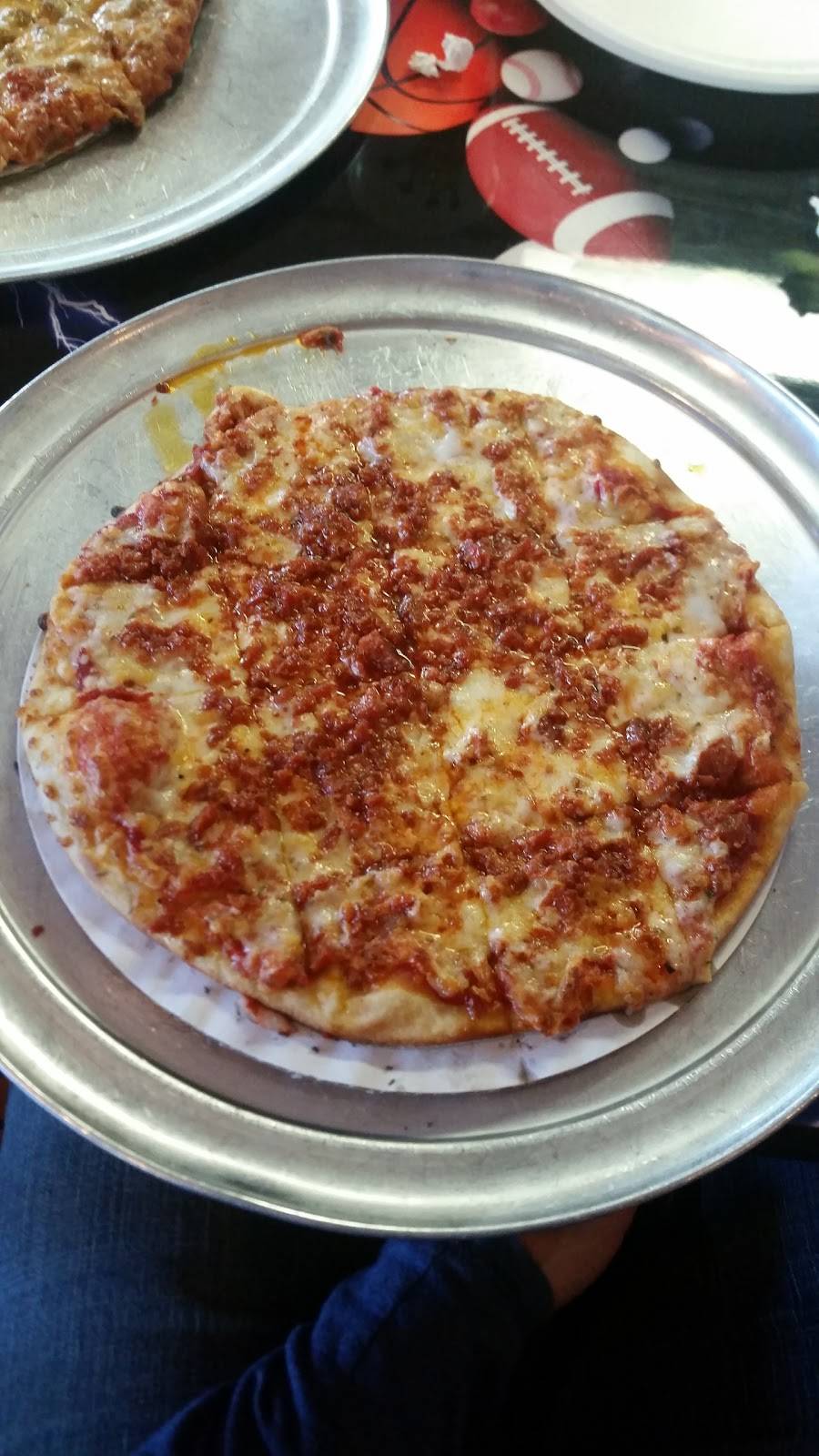 Pizza King | restaurant | 7777 IN-66, Newburgh, IN 47630, USA | 8128533368 OR +1 812-853-3368