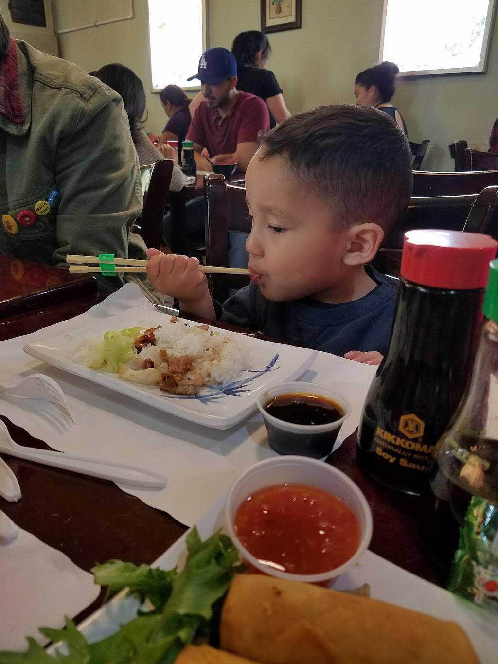 Pizza Hut | restaurant | 7936 E Florence Ave, Downey, CA 90240, USA | 5629274090 OR +1 562-927-4090