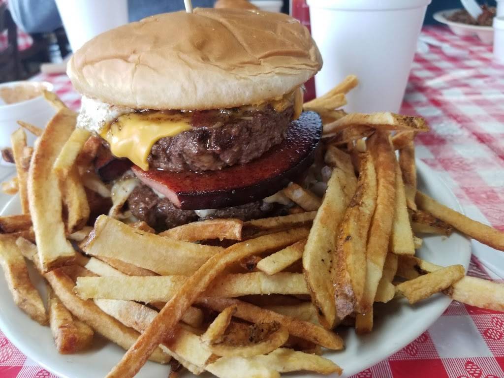 Papas Pit & More | restaurant | 501 N Main St, Huntington, TX 75949, USA | 9364223686 OR +1 936-422-3686