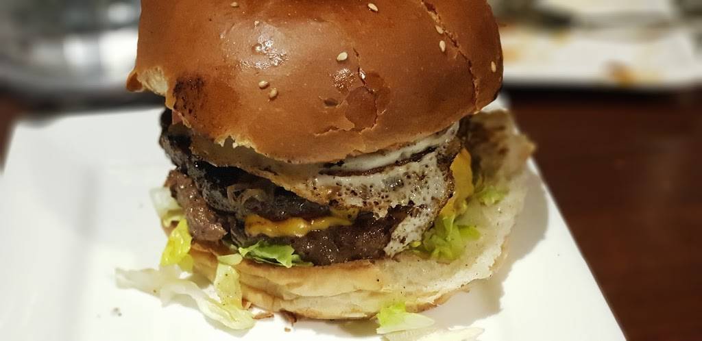 Adam’s Halal Pub | restaurant | 1760 Victoria Park Ave, North York, ON M1R 1R4, Canada | 6473443994 OR +1 647-344-3994