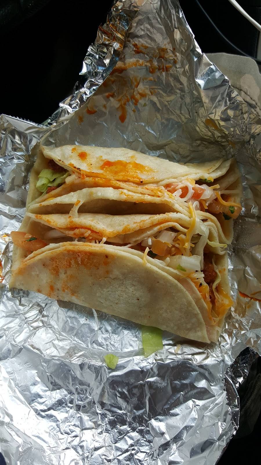 Super wings | restaurant | 112 Whitney St, Leominster, MA 01453, USA | 9785377186 OR +1 978-537-7186