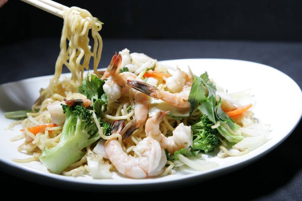 Rosegarden Thai Cuisine | restaurant | 39400 Murrieta Hot Springs Rd #105, Murrieta, CA 92563, USA | 9516984800 OR +1 951-698-4800