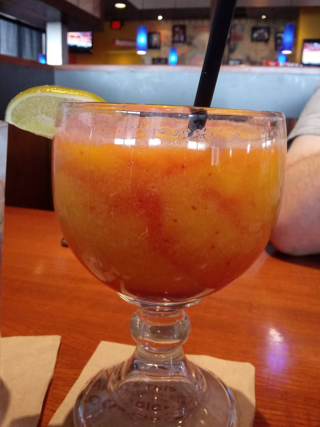 Applebees Grill + Bar | restaurant | 45 Riverton Commons Plaza, Front Royal, VA 22630, USA | 5406354302 OR +1 540-635-4302