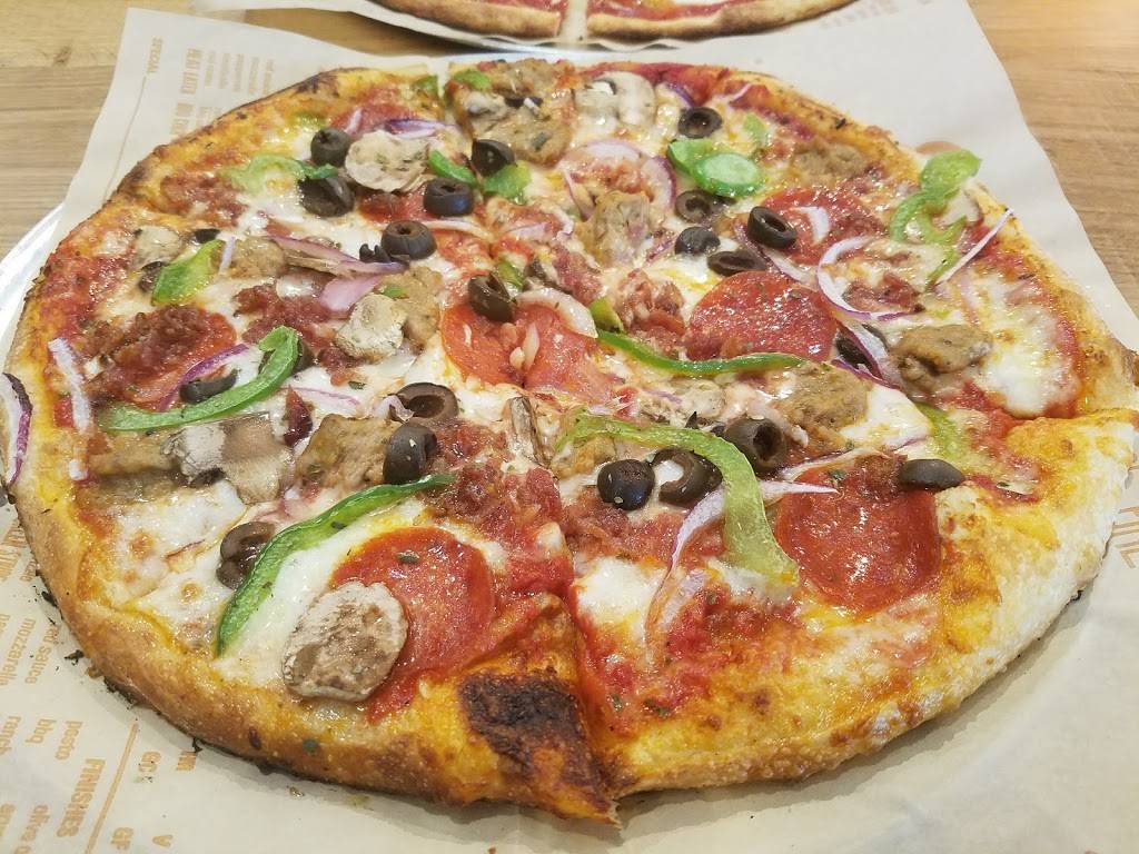 Blaze Pizza | restaurant | 5320 McFarland Dr, Durham, NC 27707, USA | 9192516095 OR +1 919-251-6095