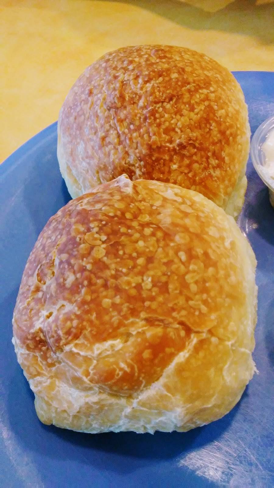 Pollys Pies Restaurant & Bakery | bakery | 3464 Katella Ave, Los Alamitos, CA 90720, USA | 5624304541 OR +1 562-430-4541