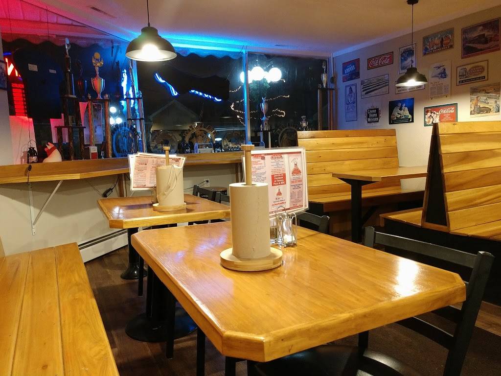 Timmys Pizza & BBQ | restaurant | 105 N Randolph St, Garrett, IN 46738, USA | 2603576666 OR +1 260-357-6666