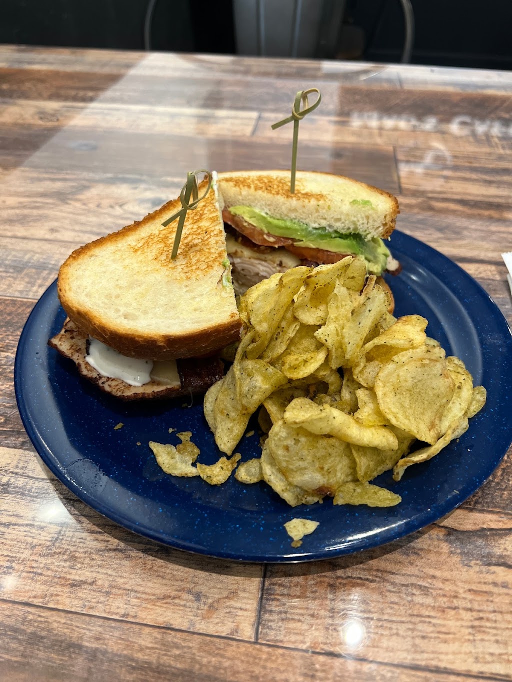 Mags Cafe | restaurant | 231 N Laura St, Jacksonville, FL 32202, USA | 9045510337 OR +1 904-551-0337