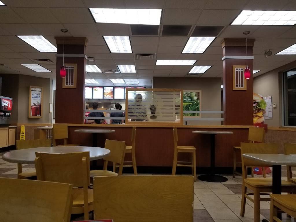 Wendys | restaurant | 23890 Rogers Clark Blvd, Ruther Glen, VA 22546, USA | 8044482172 OR +1 804-448-2172