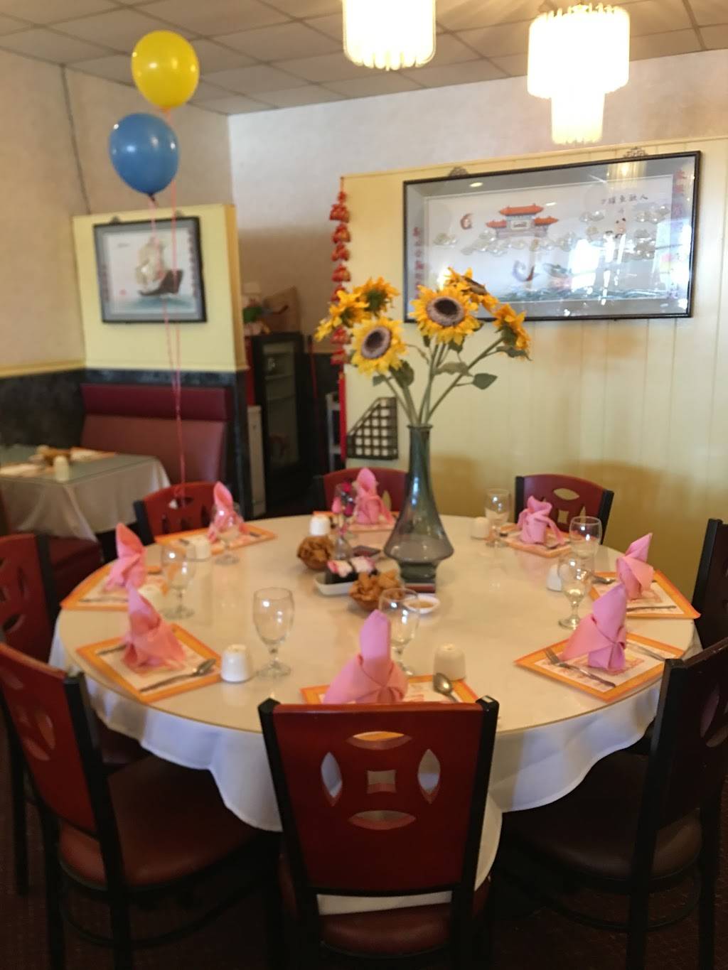 Wing Hing Chinese Restaurant | restaurant | 3568 Edgmont Ave, Brookhaven, PA 19015, USA | 6108743822 OR +1 610-874-3822