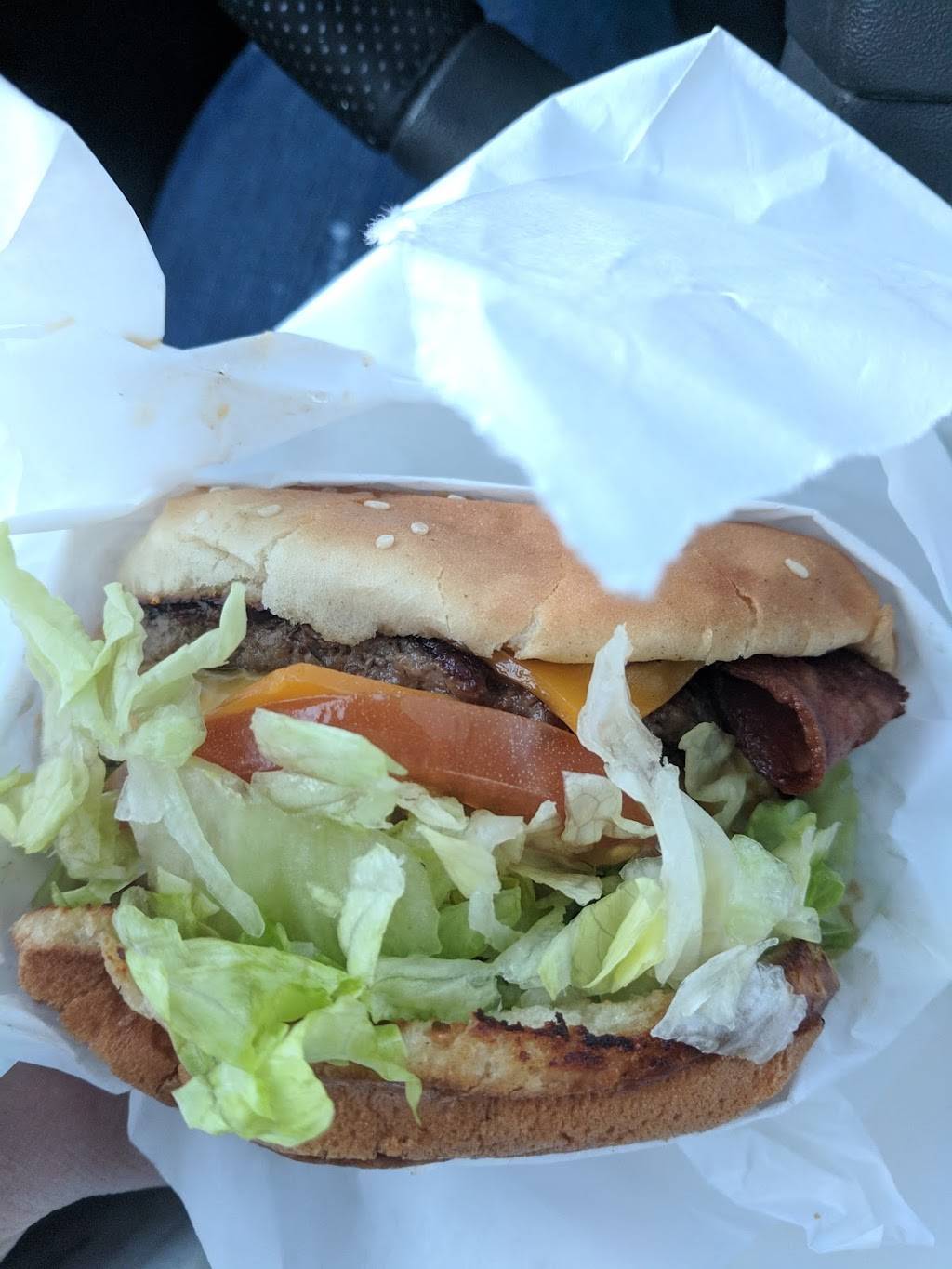 Giant Burger | restaurant | 24134 Mission Blvd, Hayward, CA 94544, USA | 5107332665 OR +1 510-733-2665