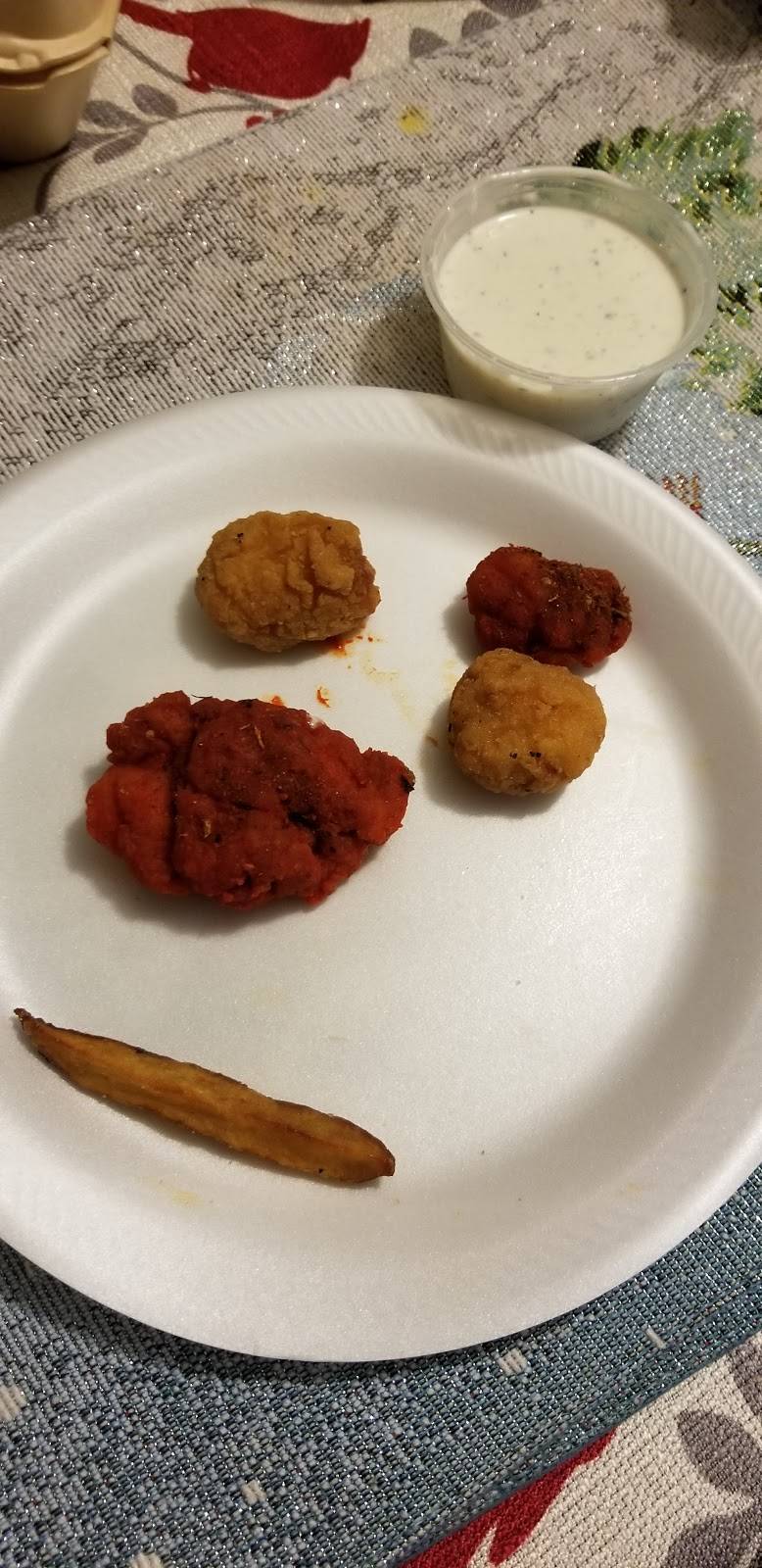 Wingstop | restaurant | 9208 E R L Thornton Fwy #204, Dallas, TX 75228, USA | 2143217222 OR +1 214-321-7222