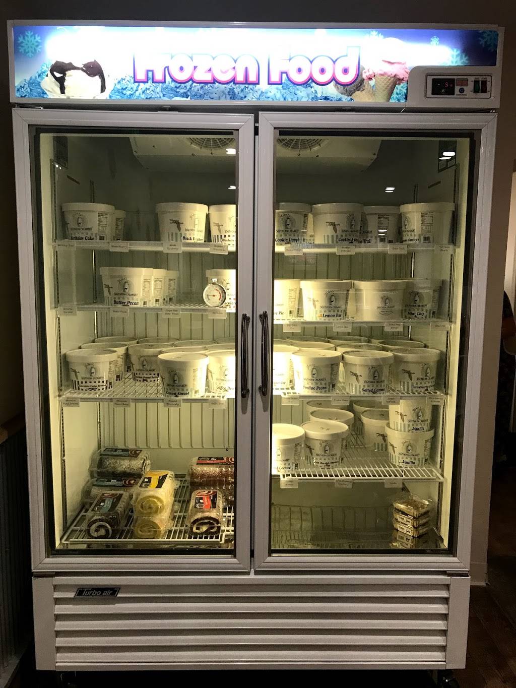 Martins Country Market | bakery | 1999 SE Hwy 70, Arcadia, FL 34266, USA | 8634949006 OR +1 863-494-9006