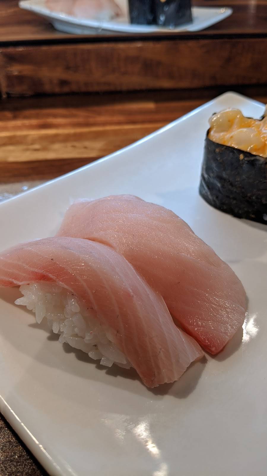 Jellyfish | restaurant | 3434 Ella Blvd, Houston, TX 77018, USA | 3464063932 OR +1 346-406-3932